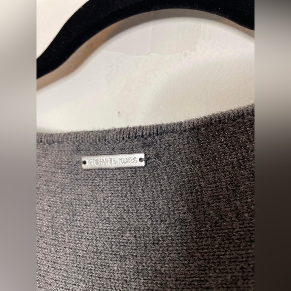 Michael Kors Gray Tunic Sweater, Zip size small - Picture 4 of 7